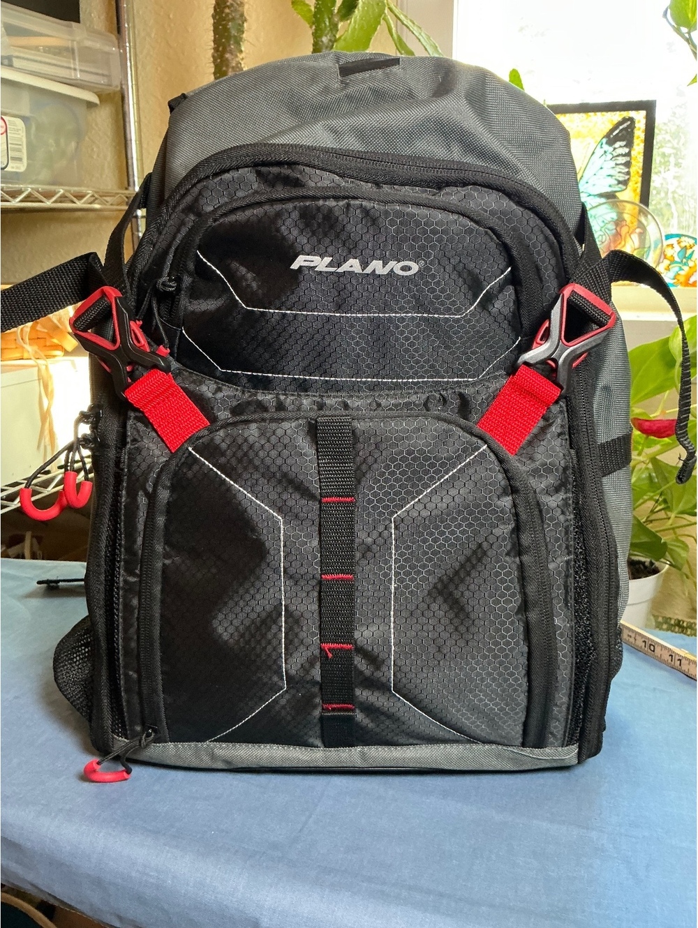 Plano 3600 Fishing Backpack Tackle Box Water Resistant Pockets Black Clean